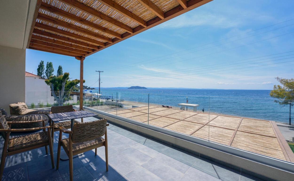 Amyntas Seafront Hotel Neos Marmaras Ngoại thất bức ảnh